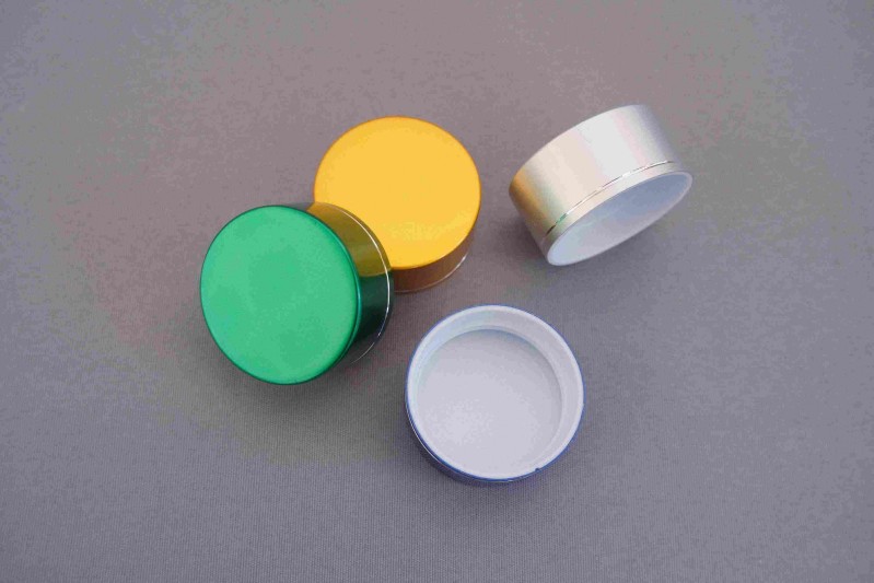 कोल्ड रनर इंजेक्शन मोल्ड निर्माता