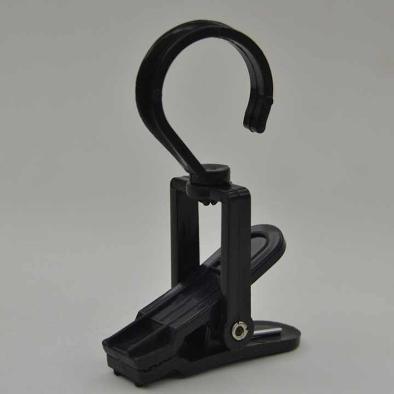 Hanging ornaments molding