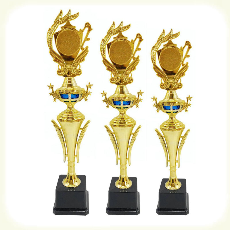 प्लास्टिक ट्रॉफी भागों की ढलाई